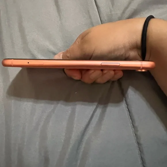iPhone XR Coral 64GB